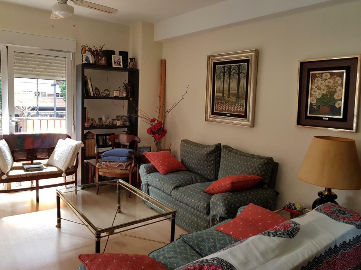 Habitacion Privada A 1500 Metros De La Playa Leilighet Valencia Eksteriør bilde